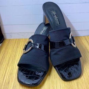 NIB Brighton Titian Italian Black Stretch, Croc 8M